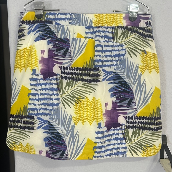 Chico's Abstract Patterned Skort - Picture 3 of 9